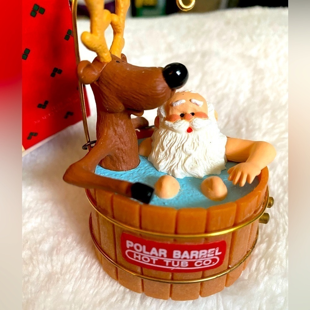 Hallmark keepsake ornament Santa in a hot tub reindeer